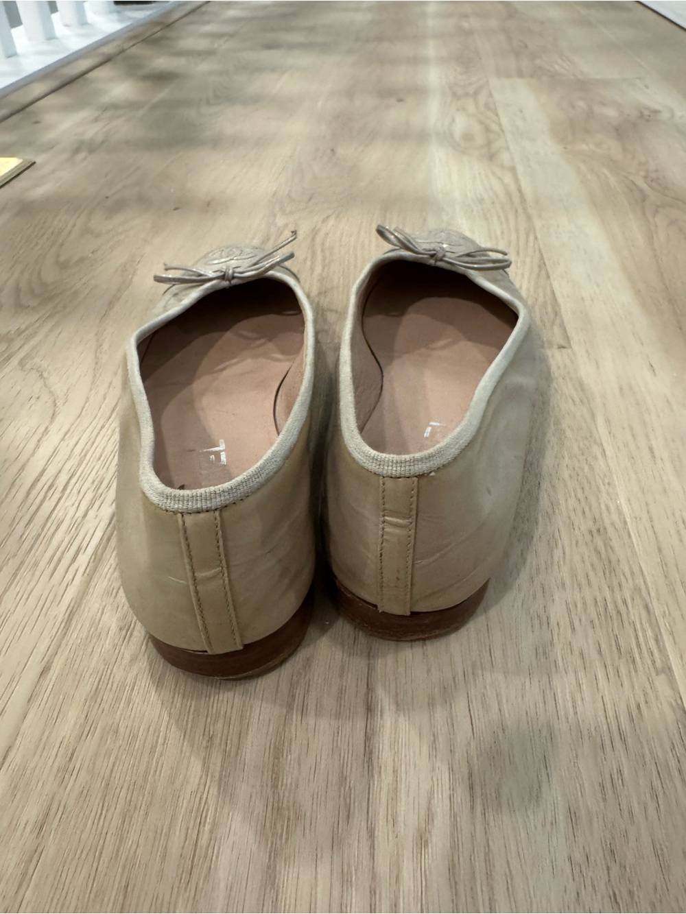 Chanel Calfskin Cap Toe CC Ballerina Flats Size 36.5 - Picture 4 of 4
